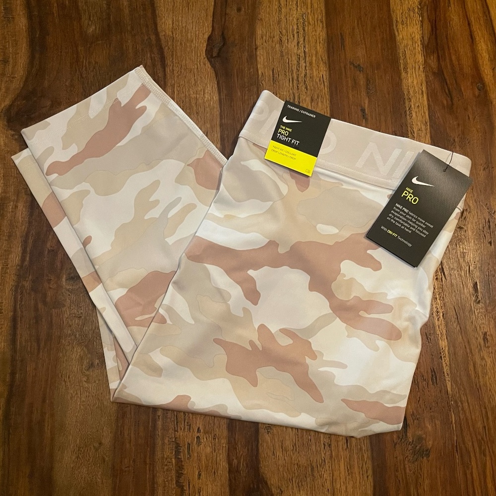 Nike Pro Camo Print Leggings